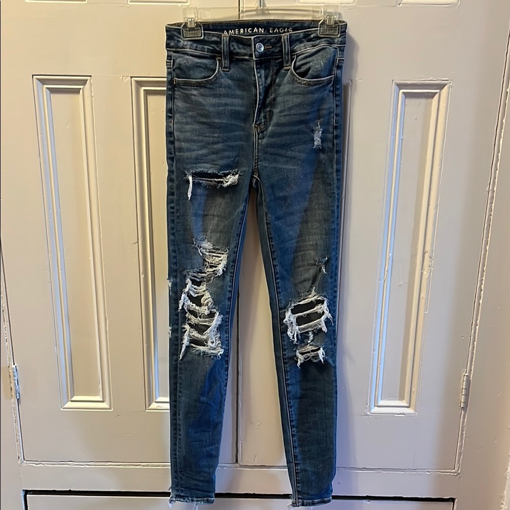 American Eagle Outfitters Distressed Blue Jeans
